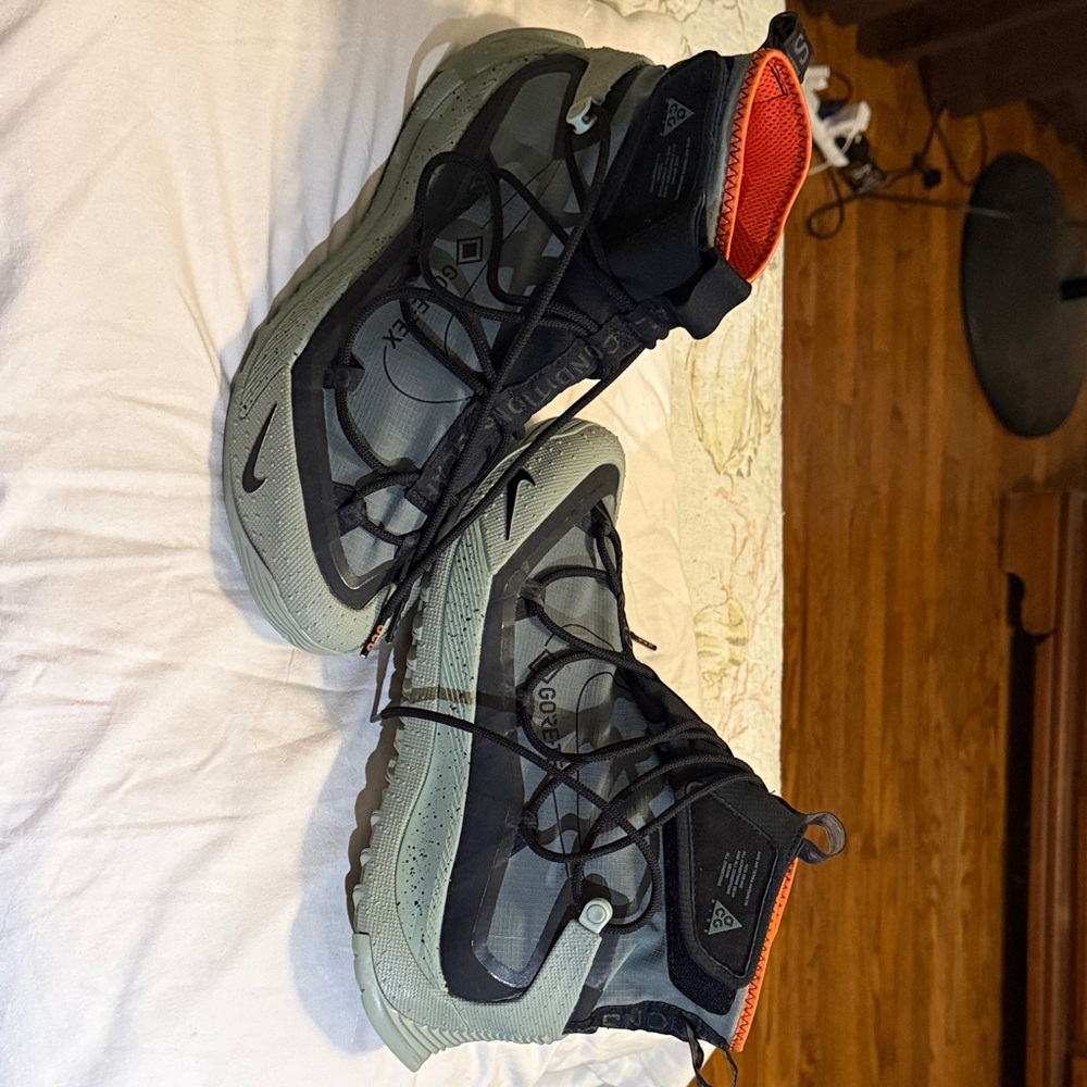 Nike ACG - Picture 2 of 6